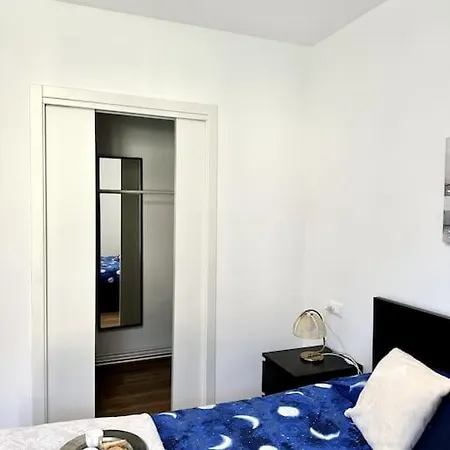 Lilly Del Maggiore Apartment Castelveccana